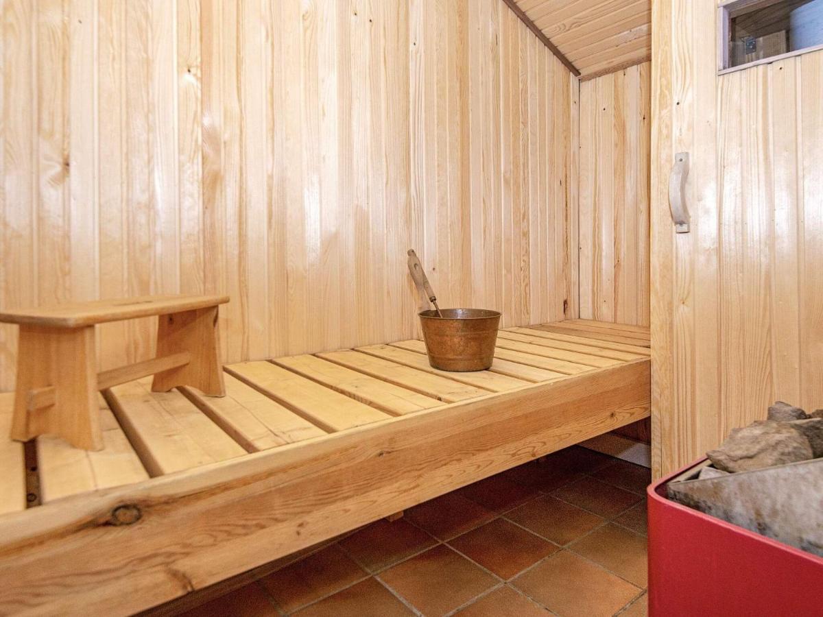 8 Person Holiday Home In Hejls Екстер'єр фото